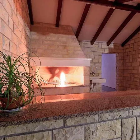 Mediterranean Oasis Holiday * Округ Горни