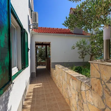 Дом отдыха Mediterranean Oasis Holiday